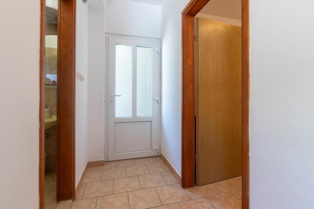 Apartments With A Parking Space Ivan Dolac, Hvar - 15784 Luaran gambar