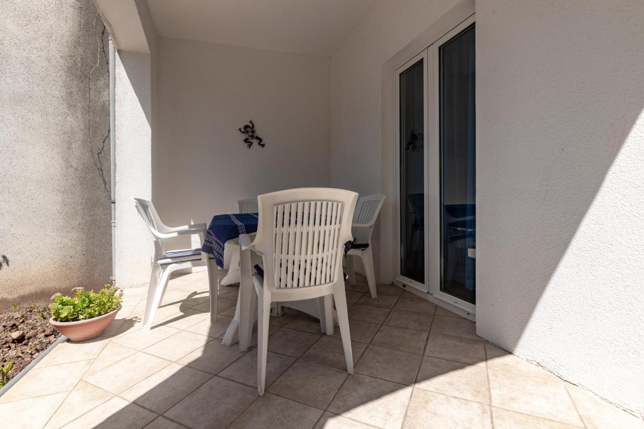 Apartments With A Parking Space Ivan Dolac, Hvar - 15784 Luaran gambar