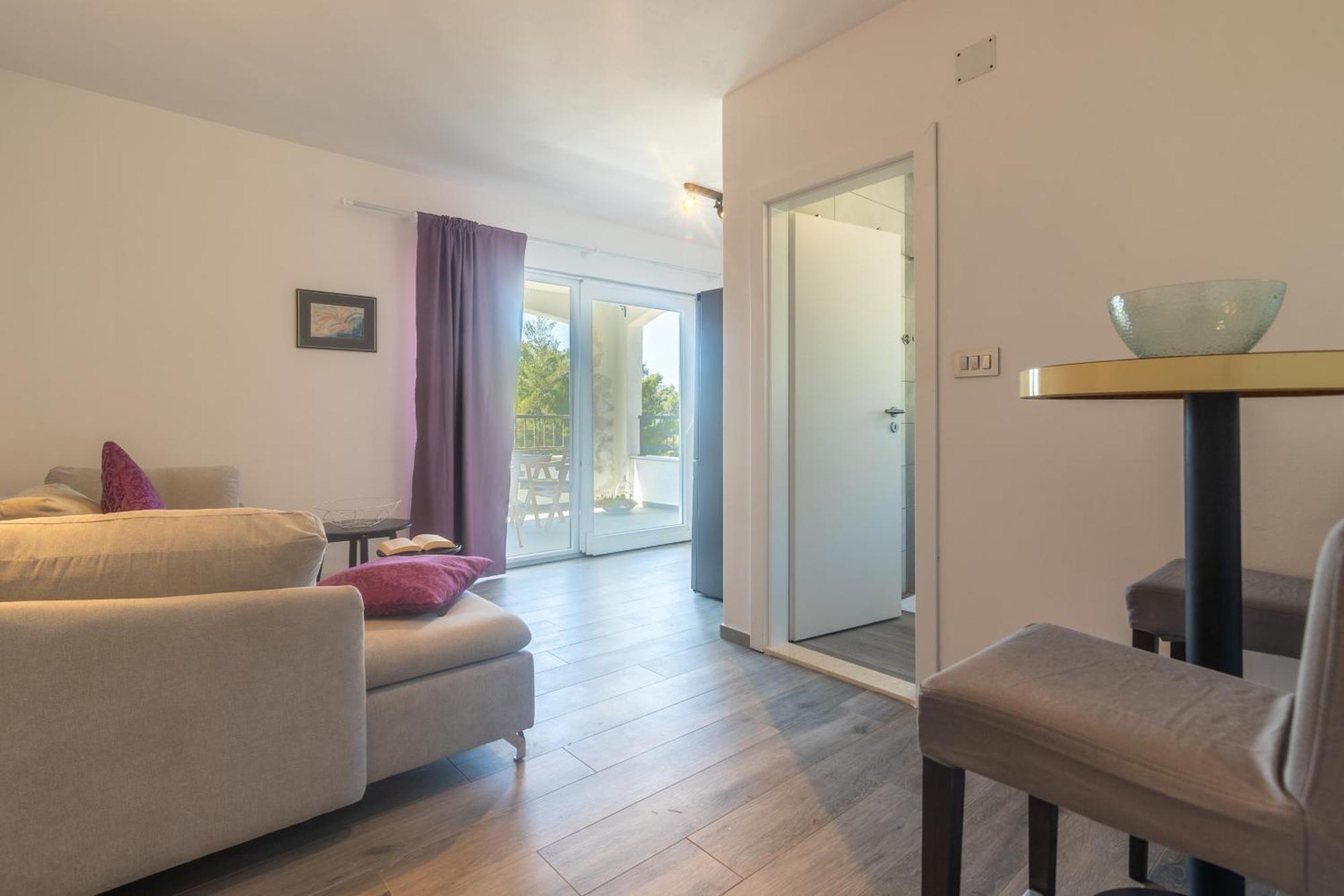 Apartments With A Parking Space Ivan Dolac, Hvar - 15784 Bilik gambar