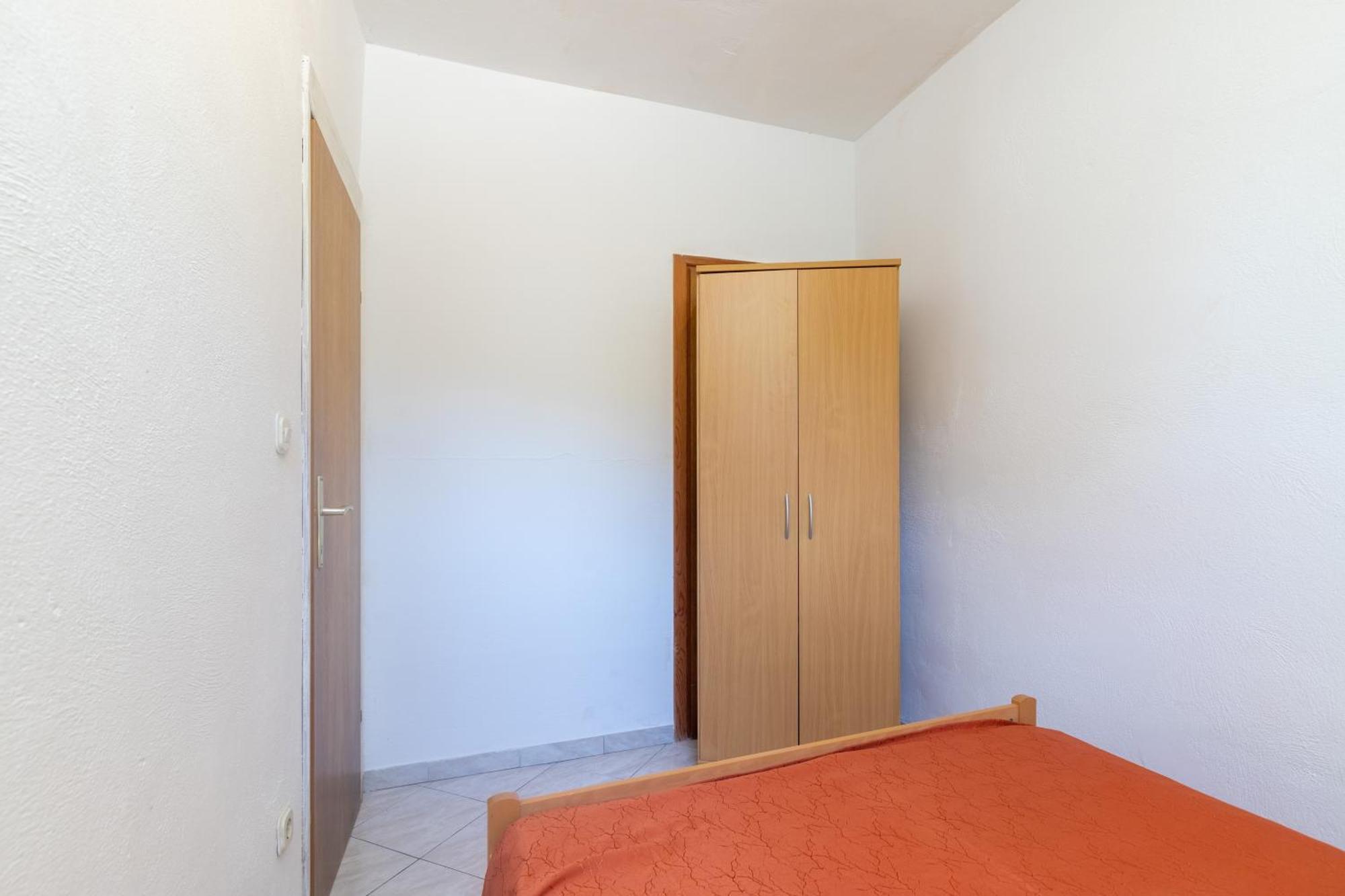 Apartments With A Parking Space Ivan Dolac, Hvar - 15784 Bilik gambar